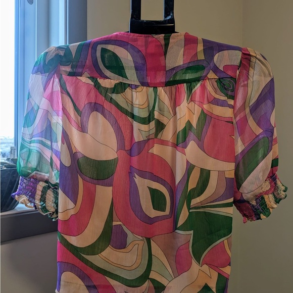 Colorful Abstract Tie-Front Blouse - Picture 3 of 9